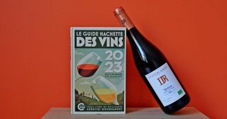 Po úspěchu vína z Costières de Nîmes přichází další francouzská lahůdka z rukou Dauvergne Ranvier – tentokrát z podhůří...